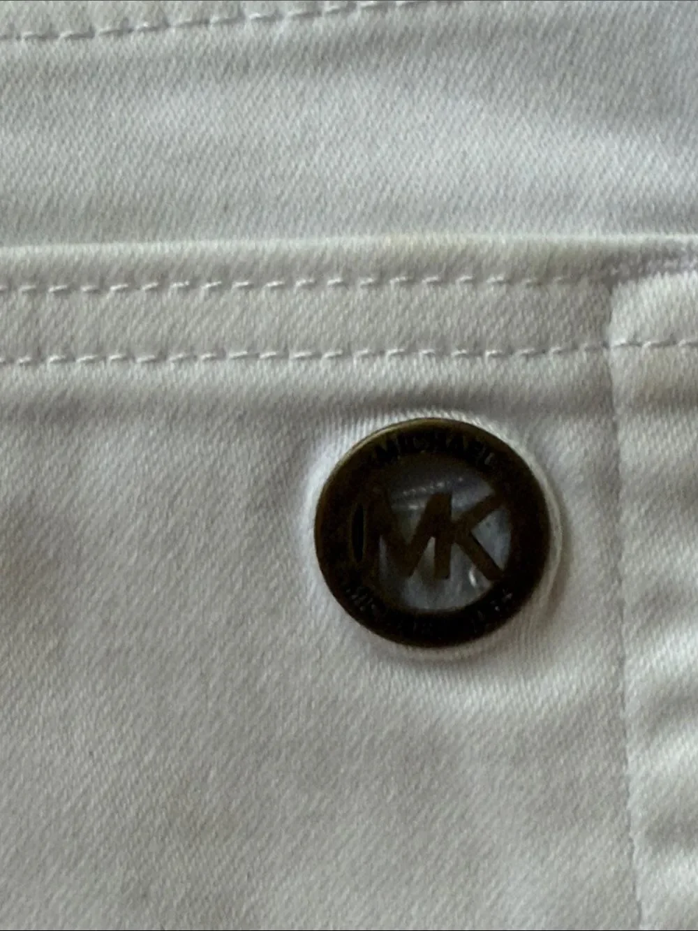 Michael Kors White Cropped Slim Ankle Jeans!